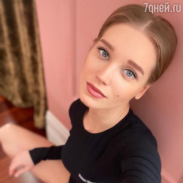 Кристина Асмус - фото 