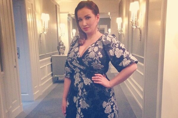 Образ дня: Анфиса Чехова в Beloe Zoloto 