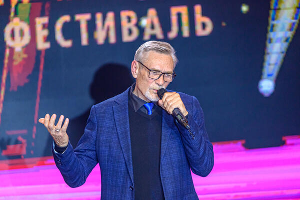 Александр Михайлов раскрыл секрет долголетия на презентации книги: «В них все дело!»