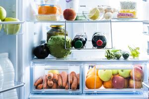 Несовместимые соседи: какие продукты нельзя хранить рядом 