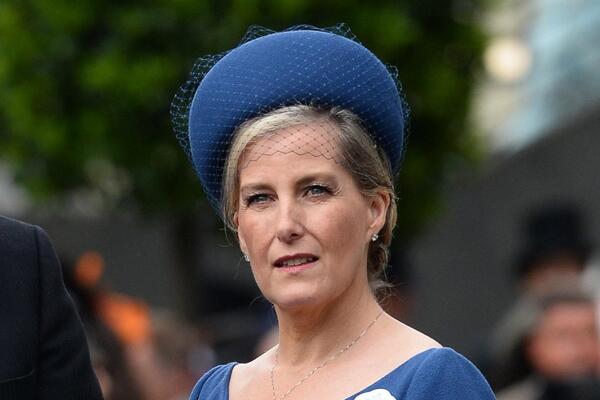 Тетя принца Гарри объяснила, почему Меган Маркл не прижилась в королевском семействе  