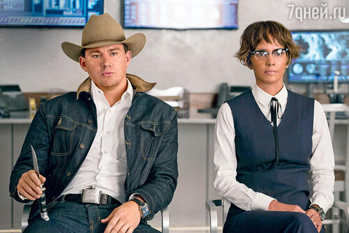 С Хэлли Берри в фильме «Kingsman: Золотое кольцо»