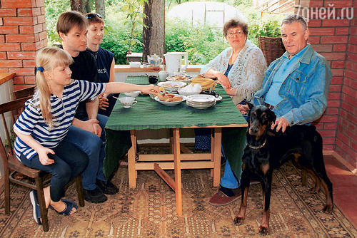 С Игорем, Катей и моими родителями