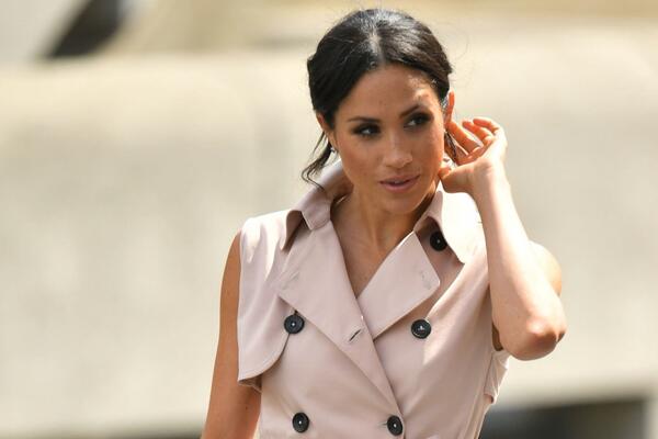 Образ дня: Меган Маркл в платье-тренче