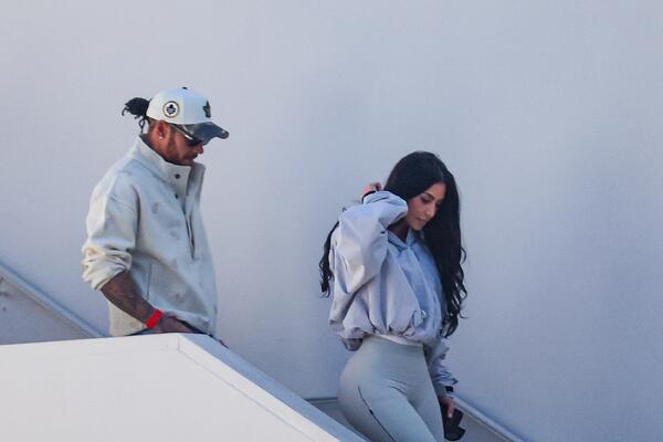 Решили жить вместе: Ким Кардашьян и ее бойфренд обустраивают вместе дом   