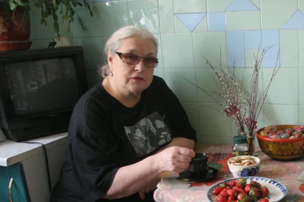 «Не кошмарьте ситуацию»: дочь Федосеевой-Шукшиной ответила на сообщения о коме матери