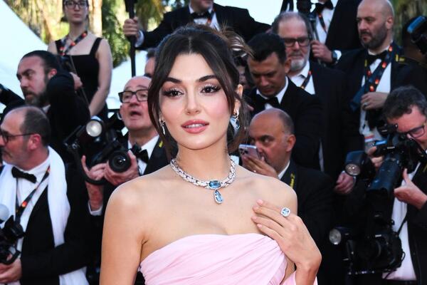 Ордер на арест выписан: звезда «Постучись в мою дверь» Ханде Эрчел оказалась в центре криминального скандала