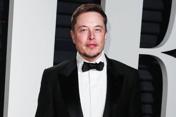 Раскрыто необычное имя новорожденной дочки Илона Маска