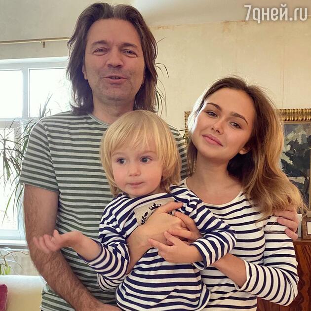 Дмитрий Маликов с дочкой Стефанией и сыном Марком
