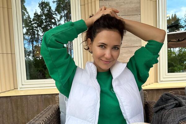 От роскоши голова идёт кругом: Климова показала свою двухэтажную квартиру