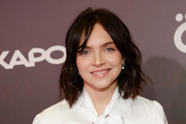 После разрыва с Месхи: Земцова представила сыну нового возлюбленного