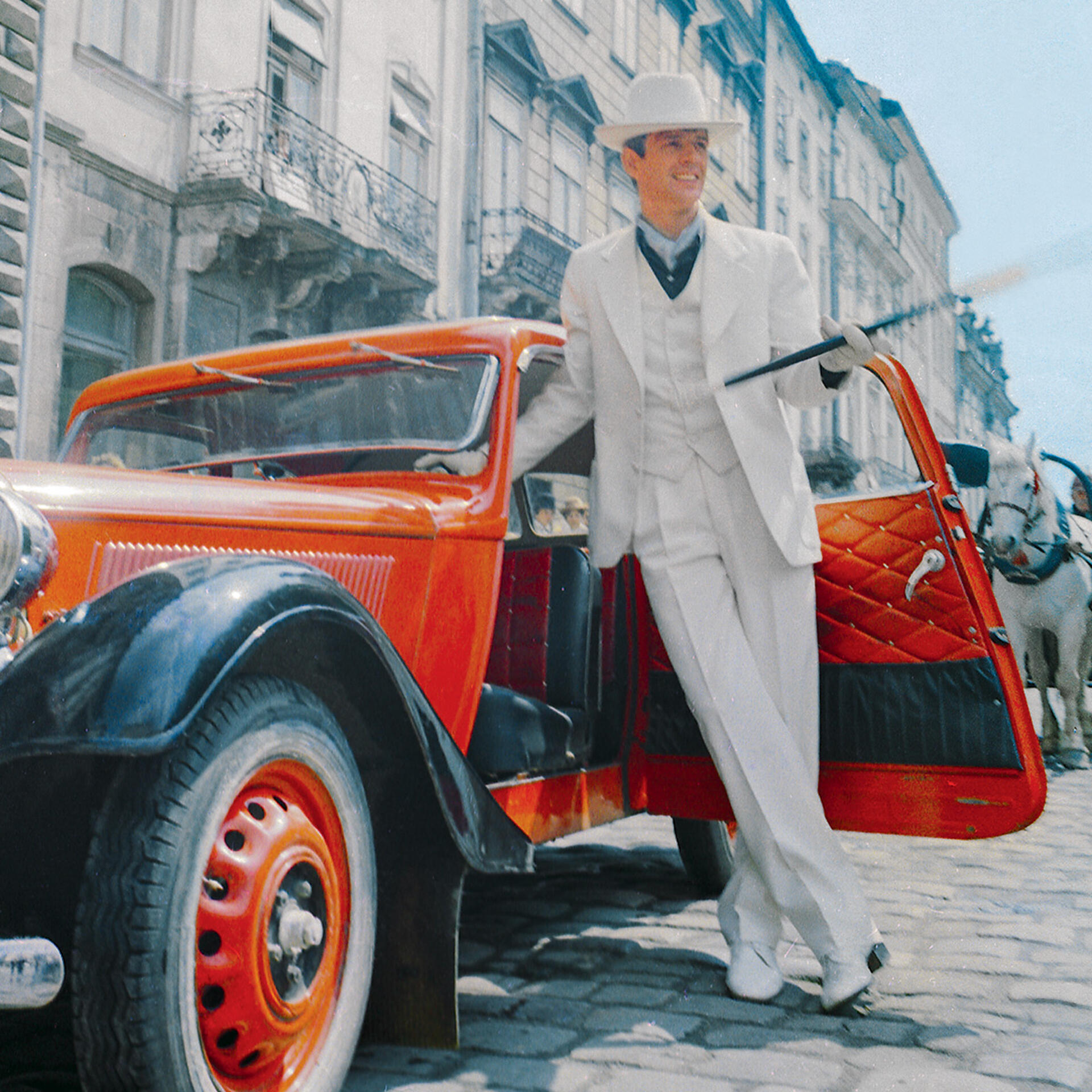 Александр Абдулов