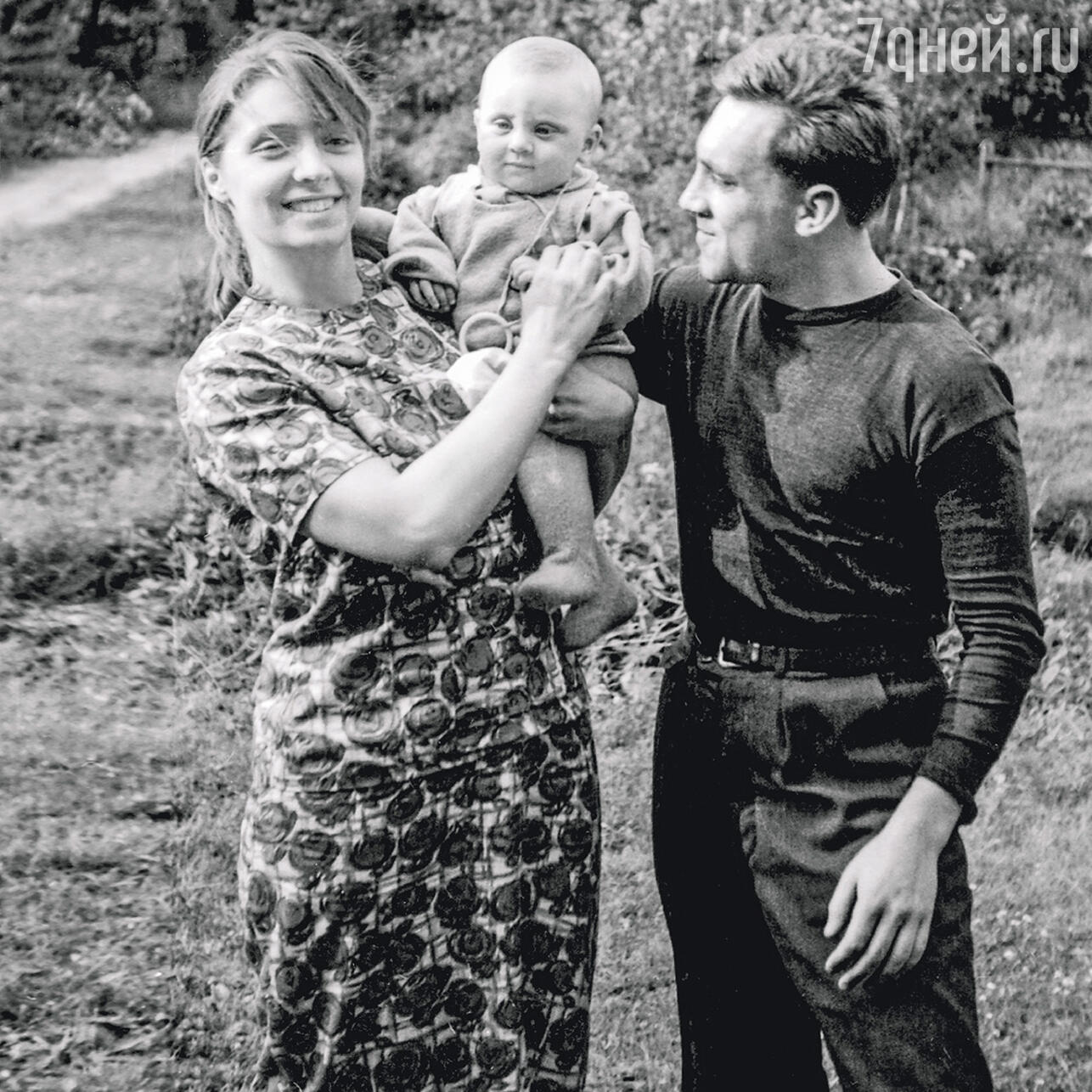 Владимир Высоцкий с женой и сыном 