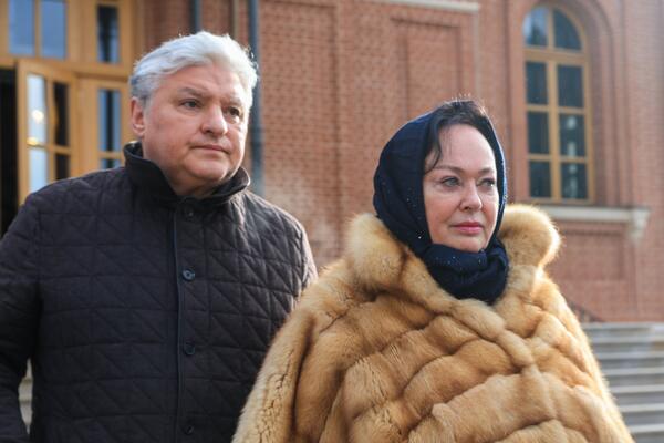 СМИ сообщили о разводе Гузеевой с мужем на фоне кризиса в отношениях