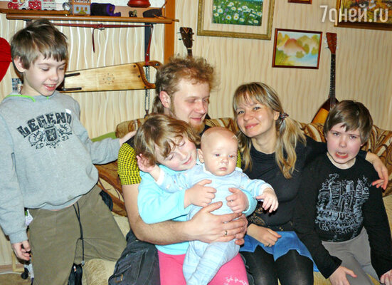 Дизайнер Наталья Новикова с семьей 