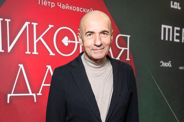 Редкие кадры: младшая дочка Крутого похудела и стала завидной невестой