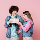 Идеи классных и недорогих подарков для подростков 