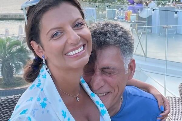 «Приду к тебе»: заплаканная Симоньян обратилась к ушедшему мужу