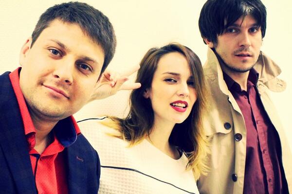 Телеведущая Юлия Зимина записала песню с группой «Мэнчестер»