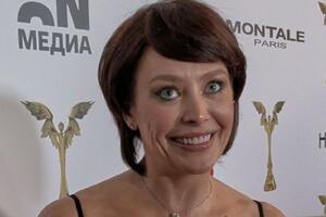 52-Р»РµС‚РЅСЏСЏ Р’РѕР»РєРѕРІР° РѕС‚СЂРµР°РіРёСЂРѕРІР°Р»Р° РЅР° СЃР»СѓС…Рё Рѕ СЂРѕРјР°РЅРµ СЃ Р¶РµРЅР°С‚С‹Рј РєРѕР»Р»РµРіРѕР№