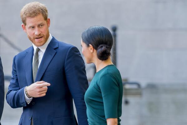 Хотят затмить королевскую семью: стало известно о честолюбивых планах Меган и Гарри