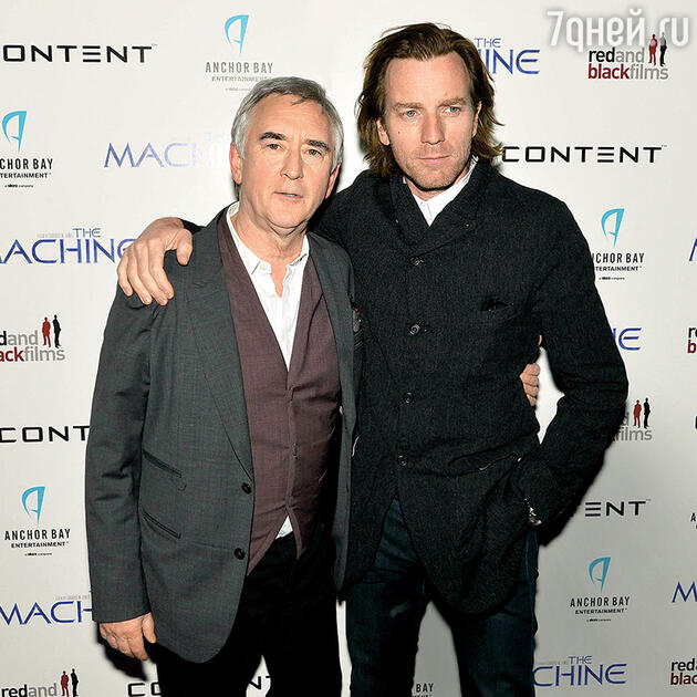 Юэн Макгрегор с Дэнисом Лоусоном Юэн Макгрегор с Дэнисом Лоусоном