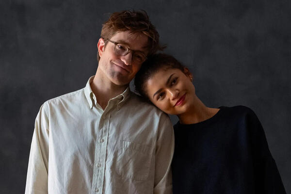 В российский прокат выйдет фильм &laquo;Вот это драма!&raquo; с Робертом Паттинсоном и Зендеей: первый трейлер