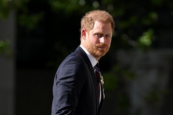 Совершенно бессовестный: принца Гарри уличили в новой лжи  