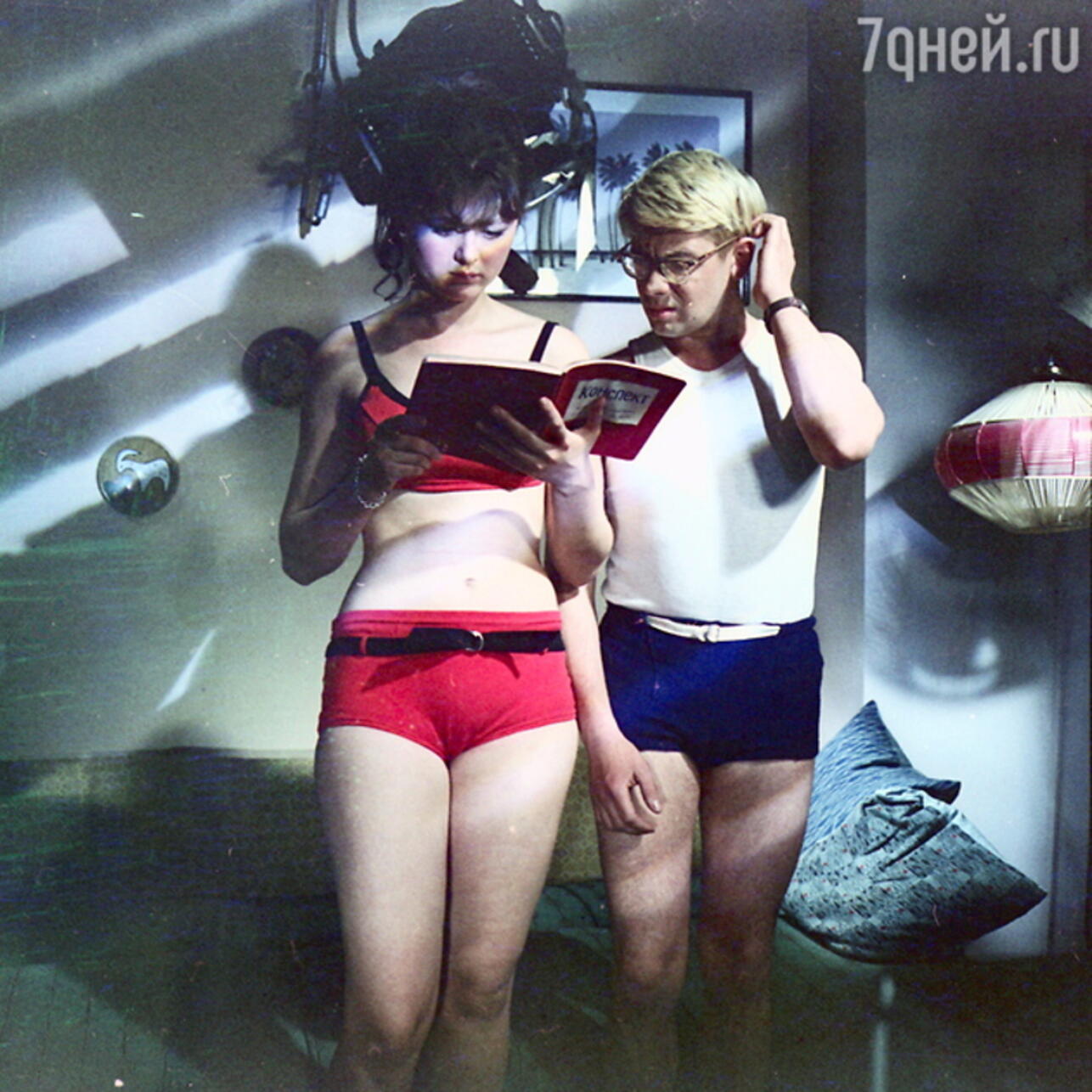 Наталья Селезнева и Александр Демьяненко в фильма «Операция «Ы» и другие приключения Шурика» (1965 г.)