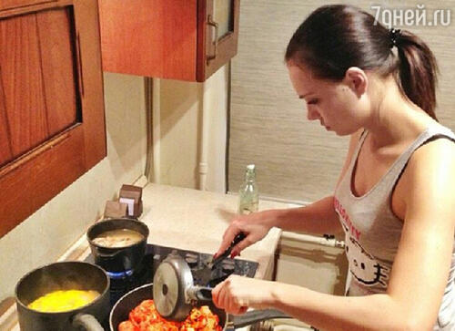 «Все диеты - это всего лишь обман организма.   Нужно просто вести здоровый образ жизни и заниматься спортом»


