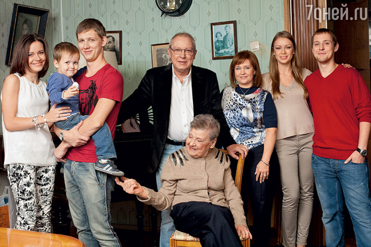семья юрия стоянова фото