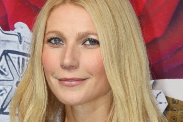 Гвинет Пэлтроу продает дом после ссор с соседями  