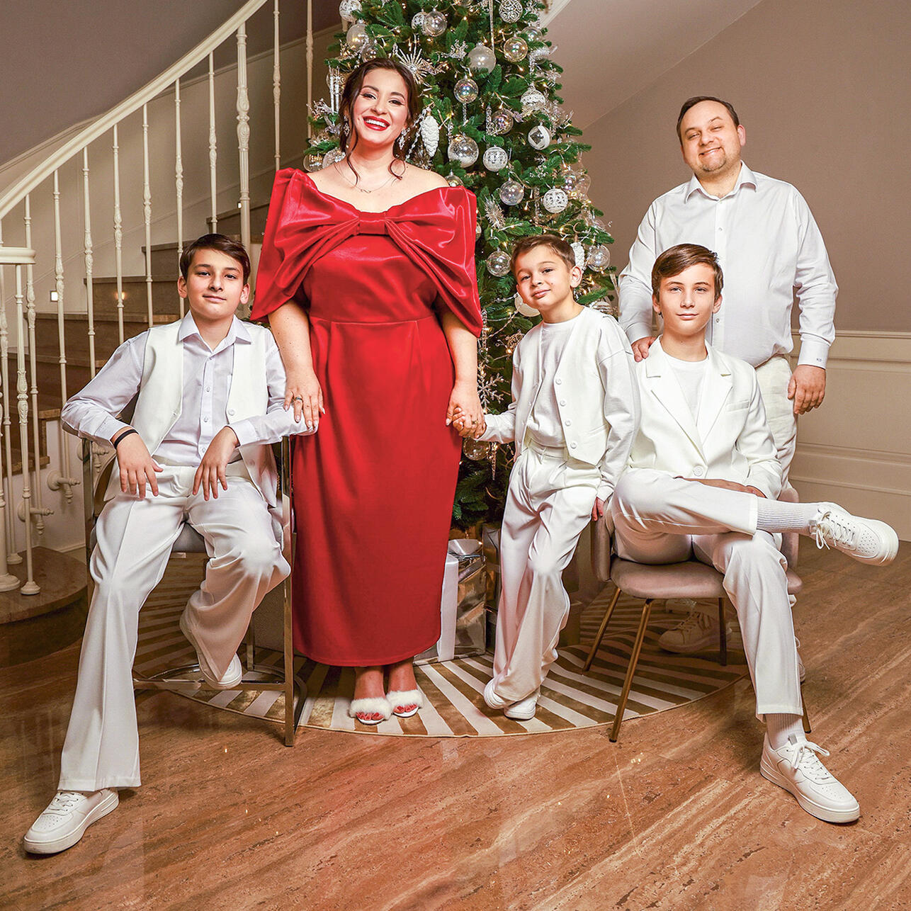 Виктория Дмитриева с семьей