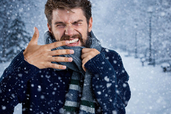 Ледяная пуля: почему на морозе в зубах бывают неприятные «прострелы»