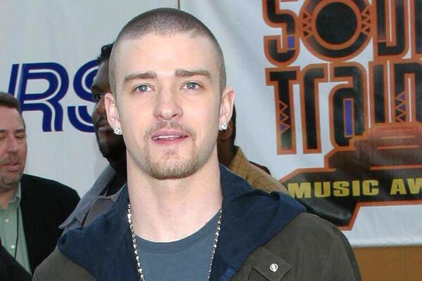 Отчаянно пытается спасти остатки репутации: Тимберлейк решился обратиться в суд   