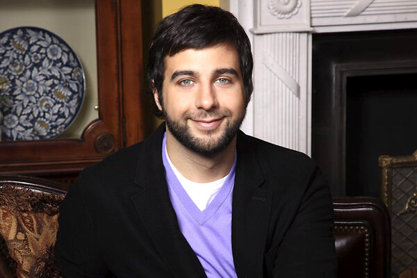 Иван Ургант и еще 7 российских звезд, ставших родителями в 2015 году