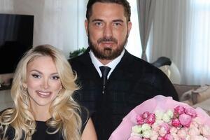 Жена Омарова впервые показала их новый дом изнутри — только серые стены