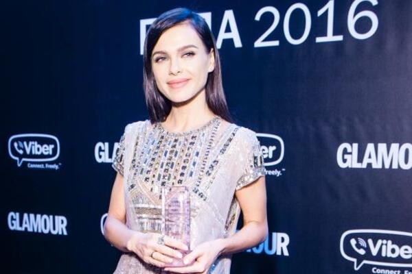 Образ дня: Елена Темникова в Valentin Yudashkin