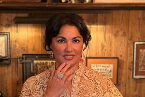 Нетребко показала своего возмужавшего сына, которого бросил родной отец