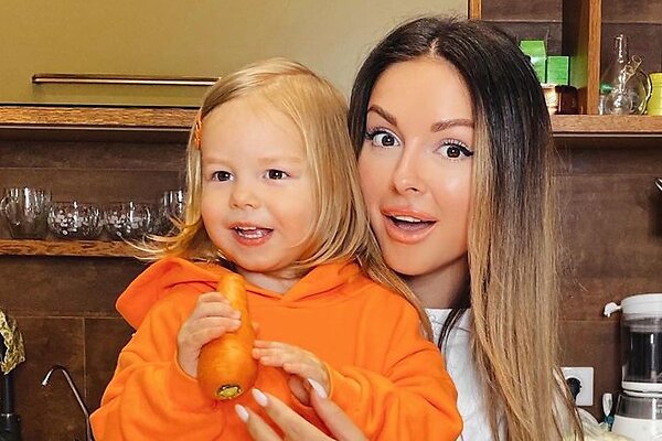 Двойное имя! Нюша раскрыла, как на самом деле зовут её дочку