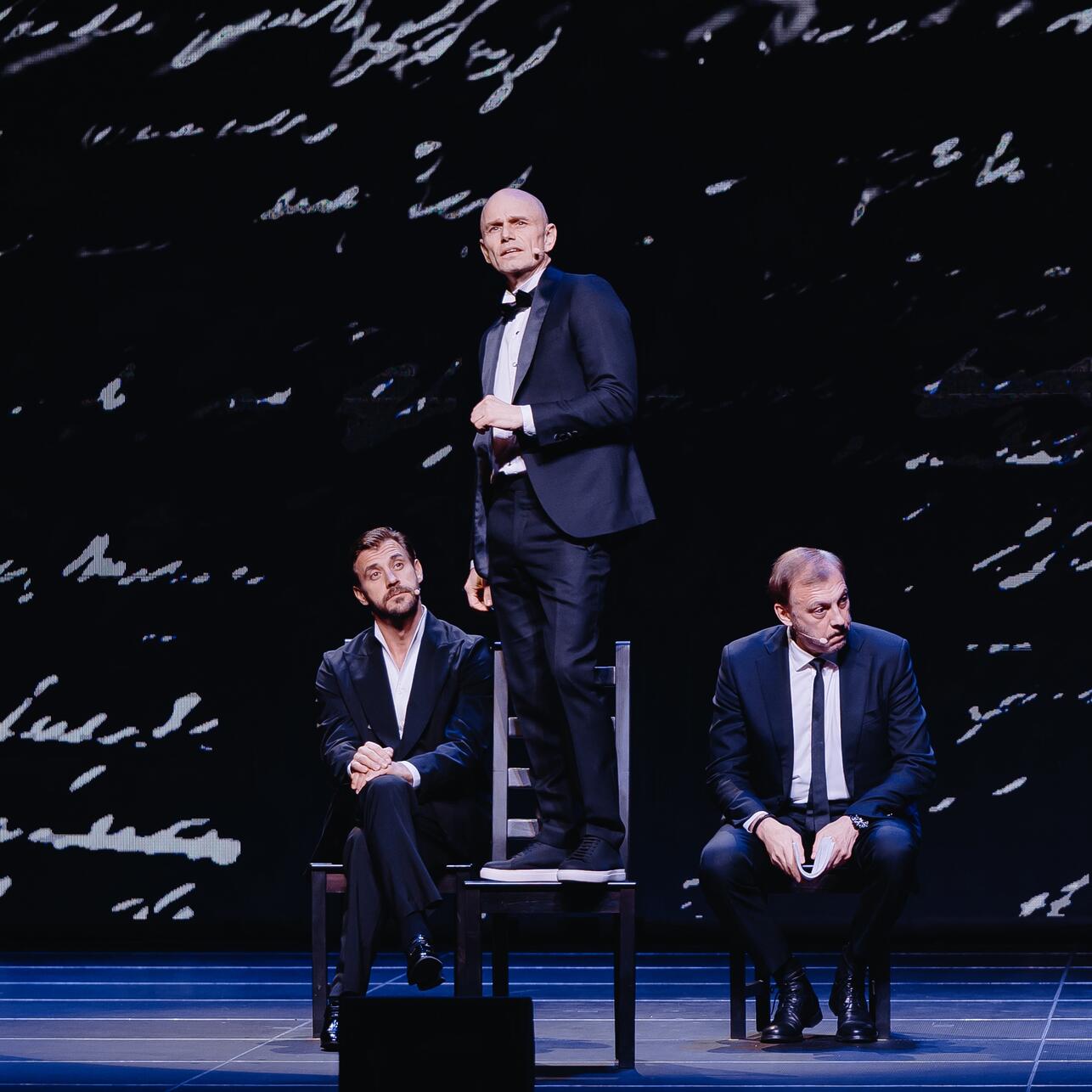 Чонишвили представит новую версию «Евгения Онегина» Чонишвили представит новую версию «Евгения Онегина»