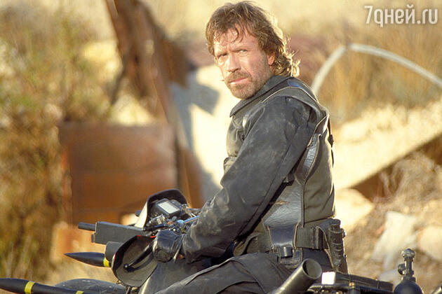 Чак Норрис в фильме «Отряд Дельта» фото