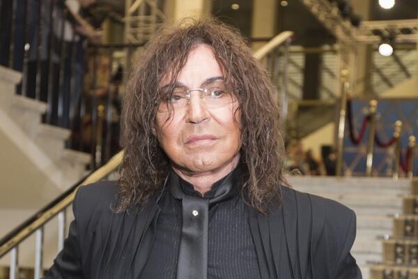 Продаст и больше не вернется? Кому достанется квартира Леонтьева