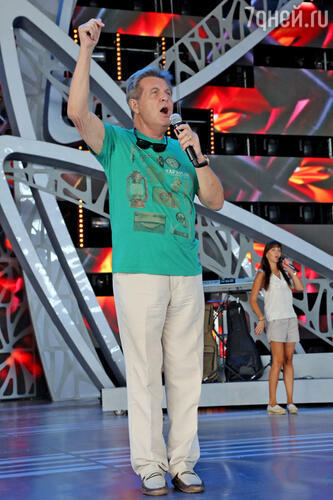 Лев Лещенко