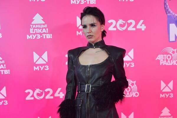 «Ожидаем двойню»: Зиверт выступила с заявлением после новостей о беременности