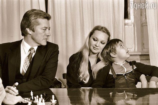 Наталья Гвоздикова. Поцелуй без любви стр.10 7Дней.ру