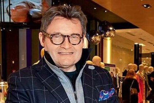 Коллекцию Александра Васильева покажут на выставке