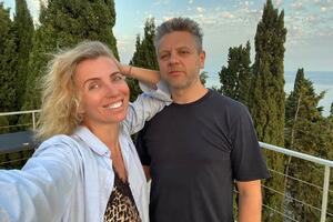 Светлана Бондарчук показала первое фото из ЗАГСа