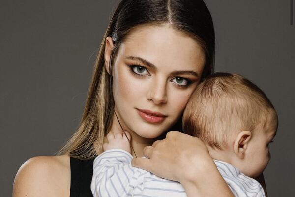 Материнство в строжайшем секрете: Маргарита Аброськина полтора года скрывала сына от мира