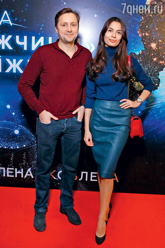 Артем Михалков с Дарьей Баженовой на премьере фильма. Декабрь 2015 г.